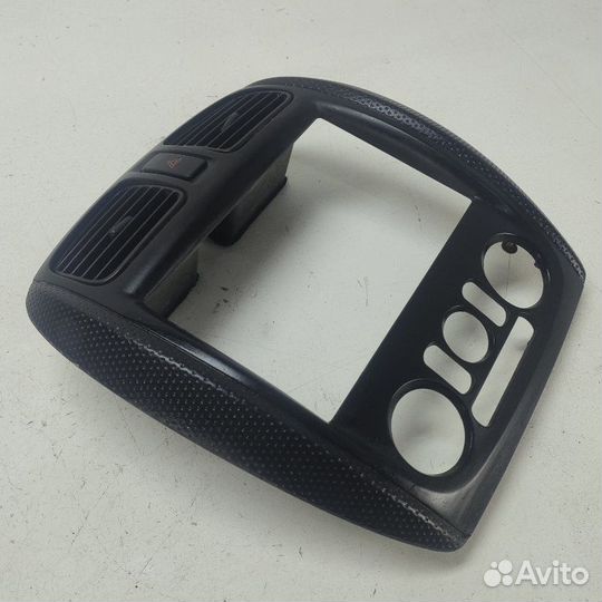 Накладка на торпедо Mazda Familia 1998