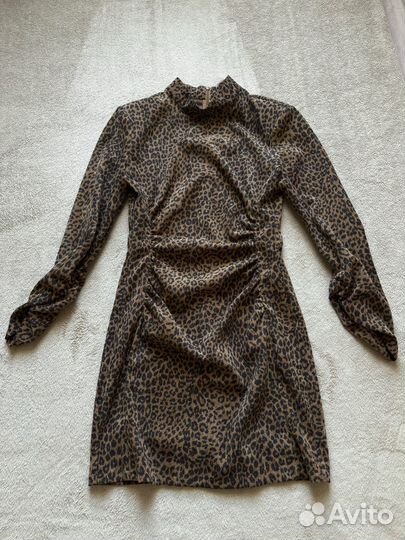 Платье Zara и свитшот