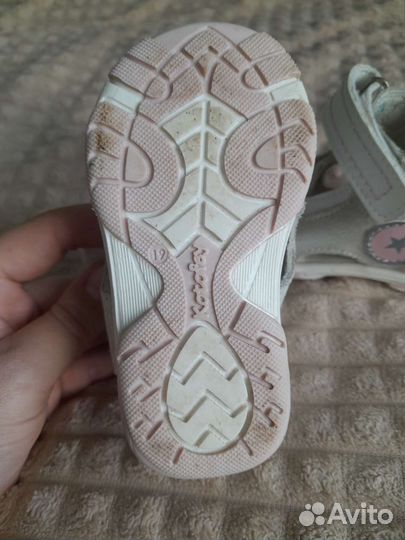 Сандалии для девочки