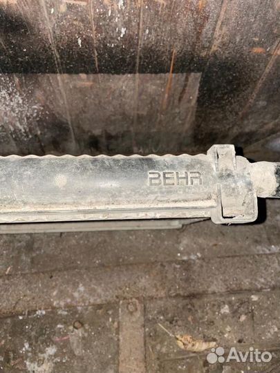 Mercedes w 124 радиатор основной