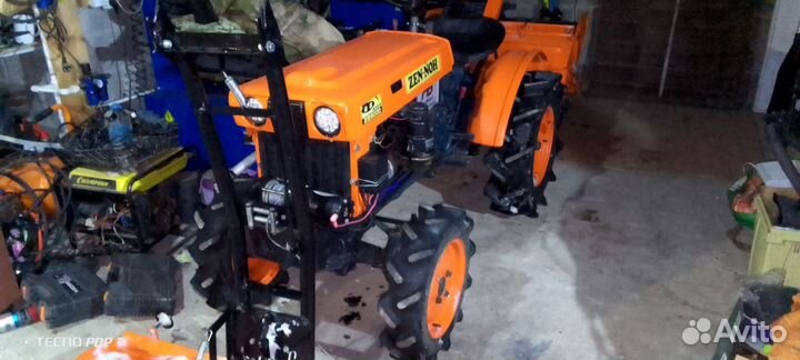 Мини-трактор Kubota B6000, 2015