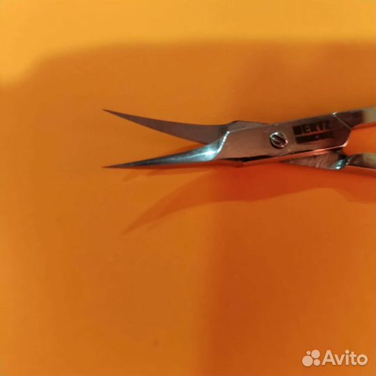 Маникюрные ножницы