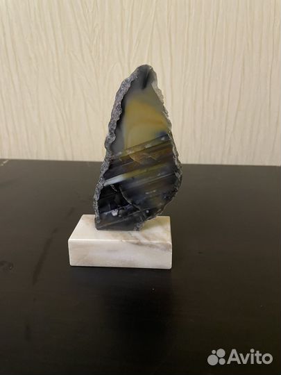 Агат на подставке