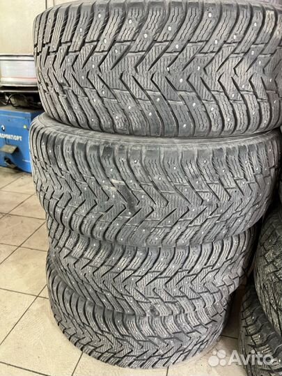 Nokian Tyres Hakkapeliitta 8 SUV 285/60 R18 116T