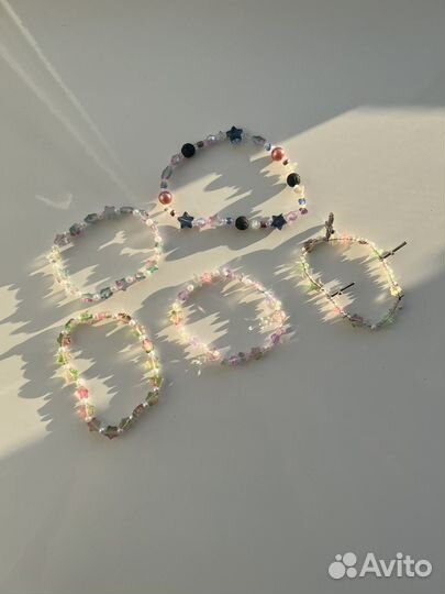 Браслет бусины