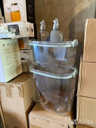 Контейнеры для сыпучих продуктов