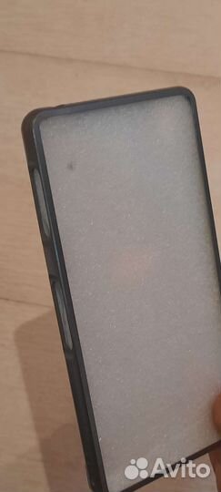 Чехлы на телефон