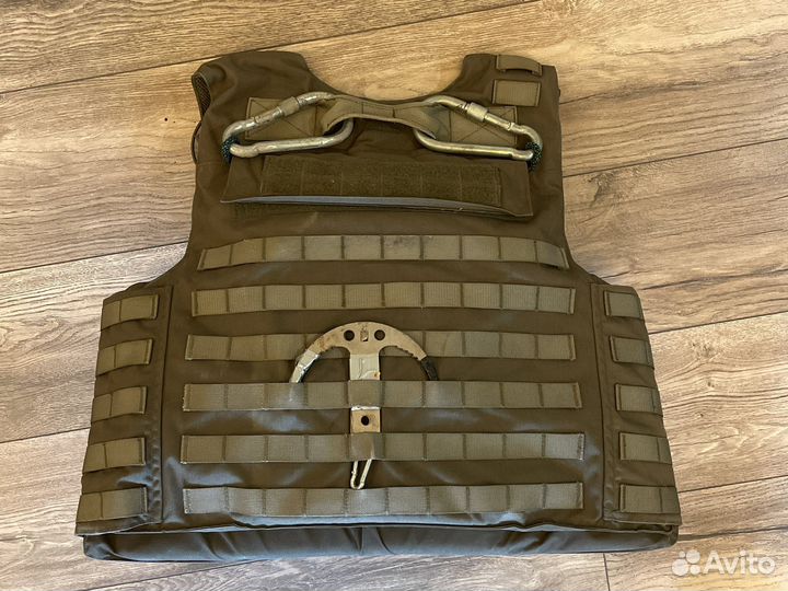 Бронежилет