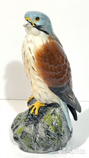 Kestrel Royal Doulton 1979