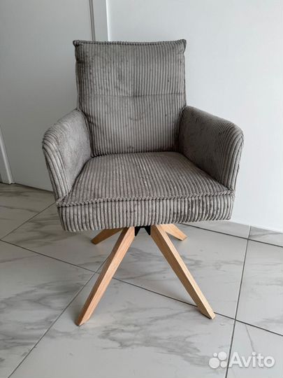 Стул мягкий