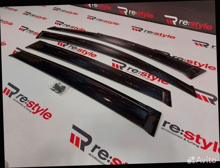 Ветровики Toyota Rav4 XA40 2012-2019 Y921