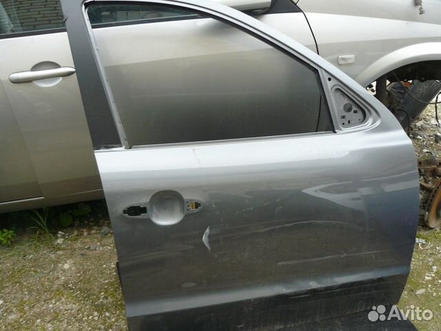 Дверь передняя правая Hyundai Santa Fe 05-12Г