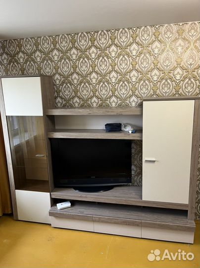 Стенка в гостиную