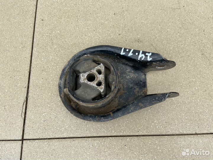 Подушка МКПП Ford Focus 2