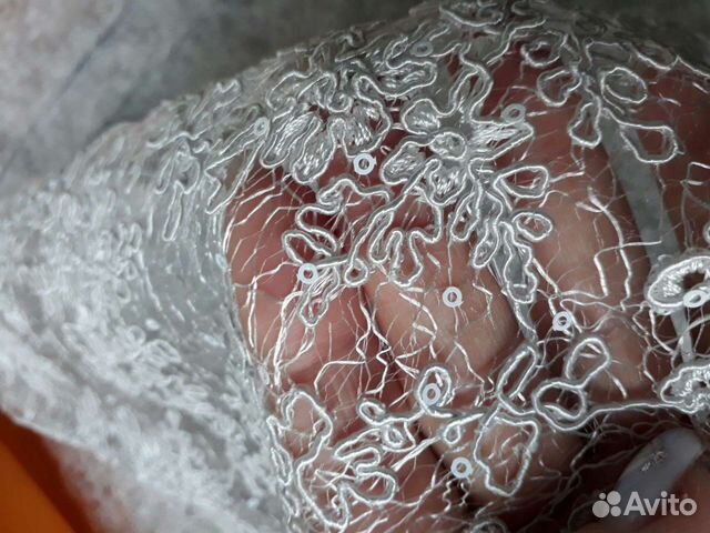 Отрез ткани кружево