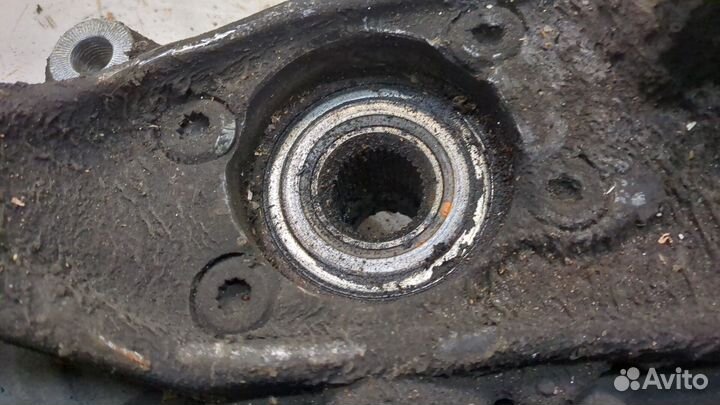 Ступица (кулак, цапфа) Audi A4 (B7), 2005