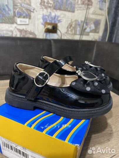 Туфли для девочки 23 размер черные