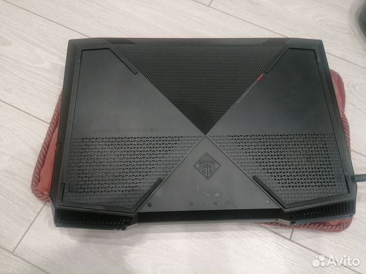 HP Omen 17 an-104ur, core i7 GeForce GTX 1070 8 Гб