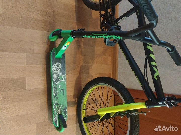 Трюковой велосипед bmx и трюковой самокат