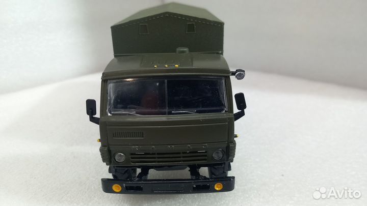 1:43 Камаз-43105