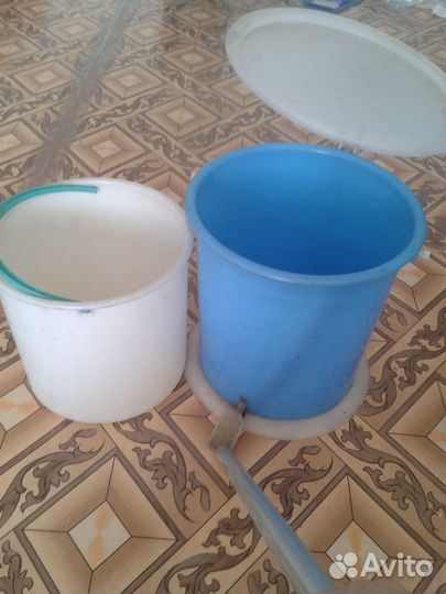 Мусорное ведро с педалью