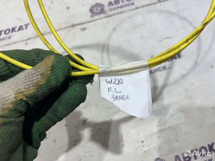 Трубка переднего левого замка Mercedes W210