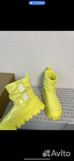 UGG Classic Brellah Mini