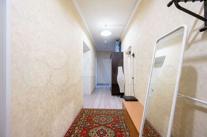 2-к. квартира, 65 м², 4/4 эт.