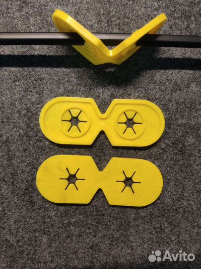 Изолятор для электропастуха / электроизгородь