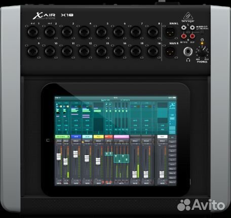 Микшерный пульт Behringer X18