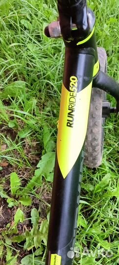 Беговел B-Twin с задним тормозом