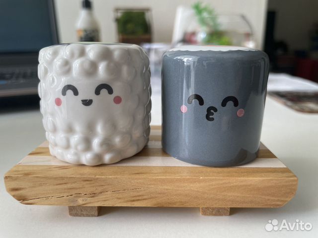 Набор солонка и перечница «Роллы»