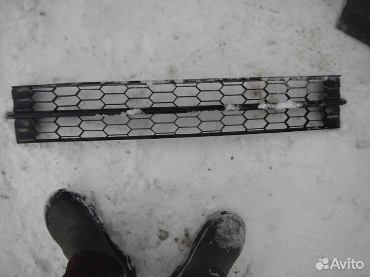 Решетка Skoda Rapid