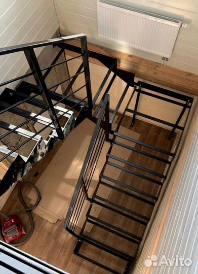 Металлокаркасов лестниц Изготовление