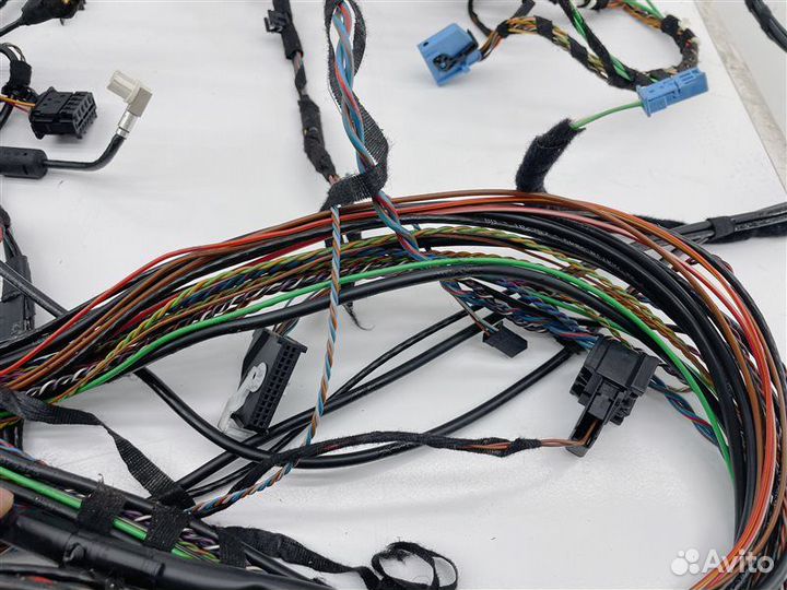 Проводка аудиосистемы Bmw 5-Series F10 N52B25AF