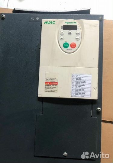 Преобразователь Schneider Electric ATV212HD22N4