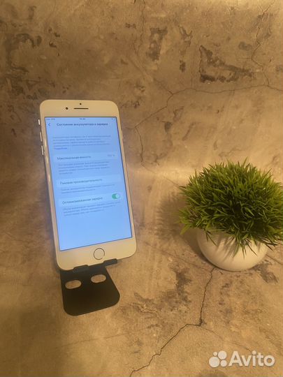 iPhone 8 Plus, 64 ГБ