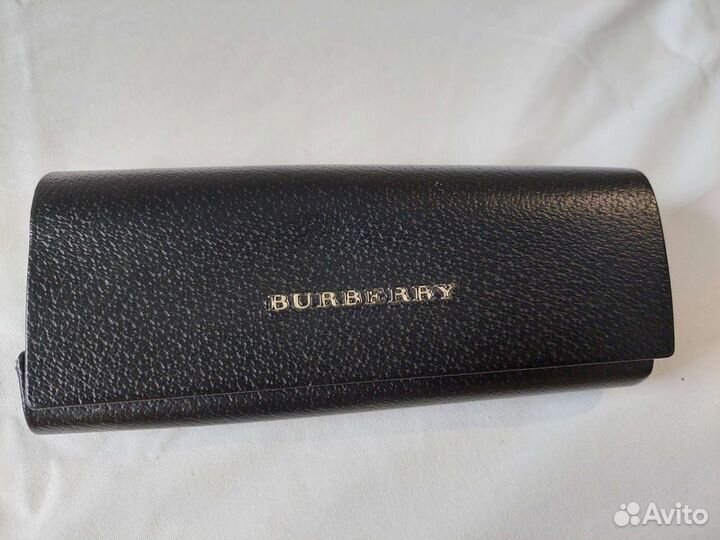 Футляр для очков