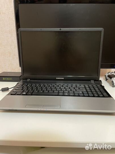 Ноутбук samsung np300v5a