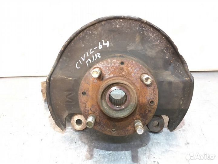 Кулак поворотный ступица в сборе передний правый