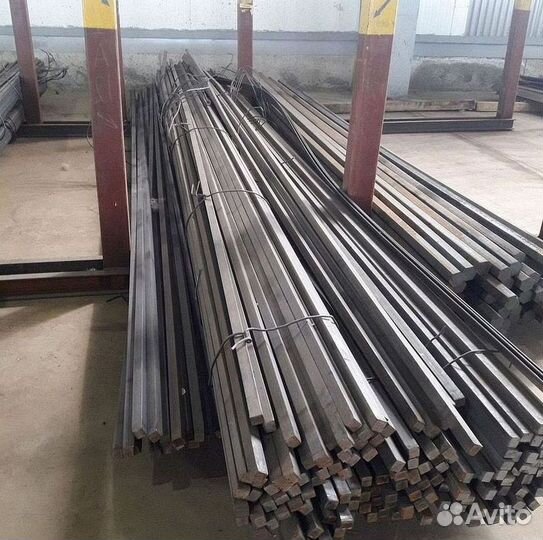 Квадрат металлический