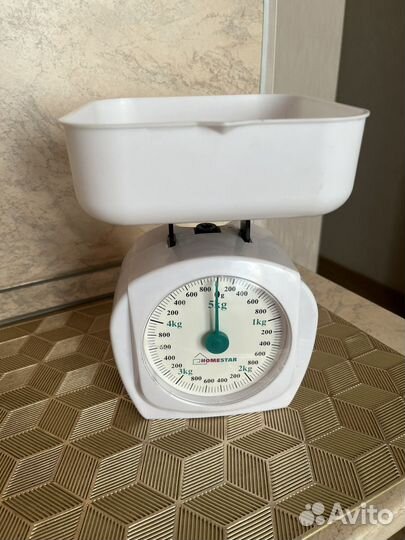 Весы кухонные с чашей