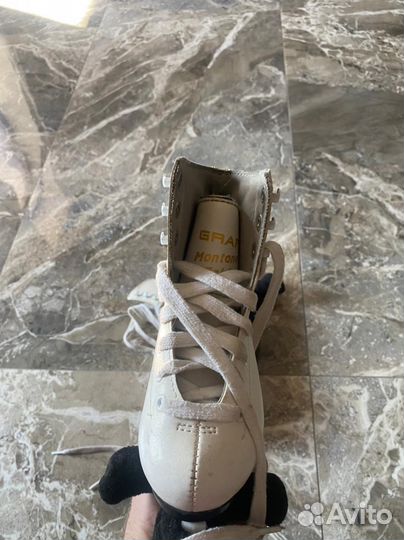 Коньки фигурные