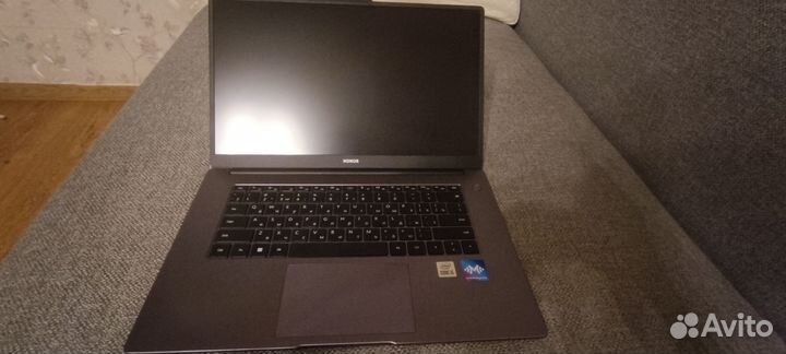 Honor magicBook x15