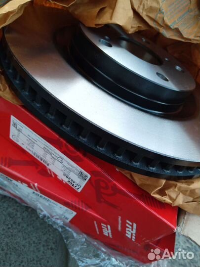 Диск тормозной передний Тойота 4351233140