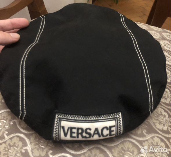 Берет Versace