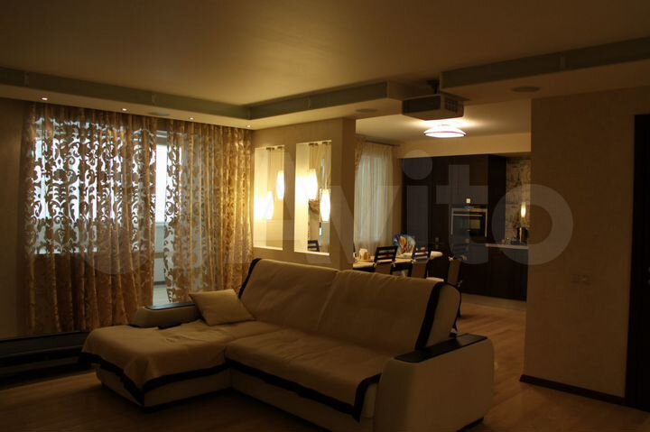 3-к. квартира, 126,1 м², 2/10 эт.