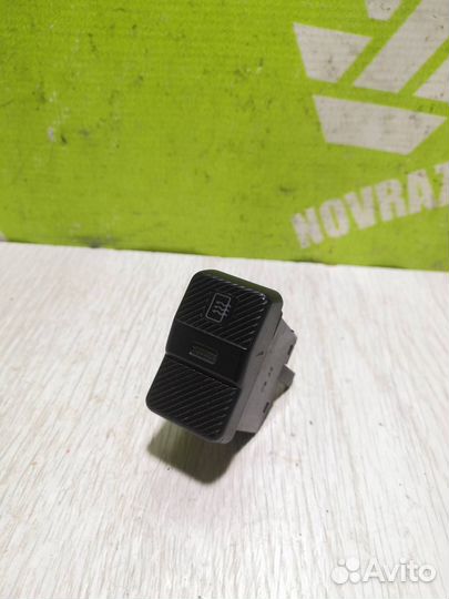 Кнопка обогрева заднего стекла Фольксваген Пасса