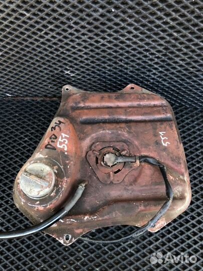 Бензобак на скутер Honda Dio 34 35