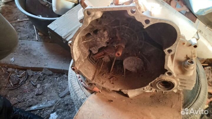 Продам МКПП F5M221(rpkk), ещё лямбда зонд 065500